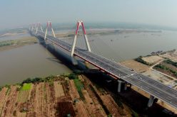 Xây cầu Nhật Tân chậm tiến độ, Hà Nội vay hơn 200 tỷ trả tiền đội vốn