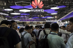 Tương lai bất định của Huawei sau khi giám đốc tài chính bị bắt