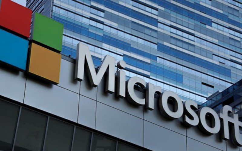 Vốn hóa Microsoft vượt 1 nghìn tỷ USD nhờ lạc quan về mảng đám mây