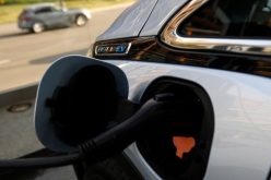 General Motors sẽ tung ra 13 mẫu ôtô điện để cạnh tranh với Tesla