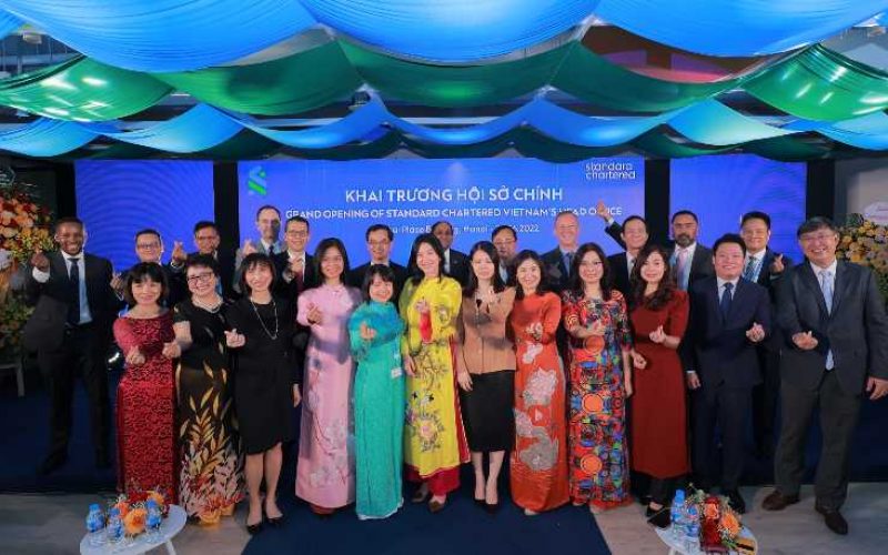 Ngân hàng Standard Chartered khai trương Hội sở mới tại Hà Nội, khẳng định cam kết lâu dài tại Việt Nam