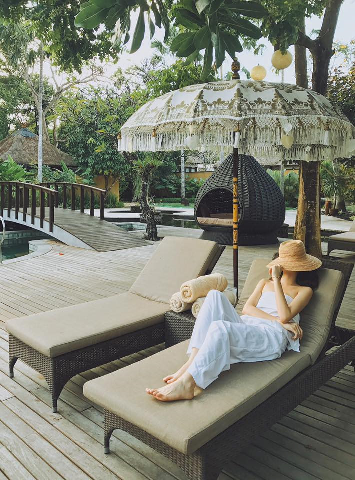 Hoa hau Ky Duyen khoe dang tai thien duong bien dao Bali hinh anh 8