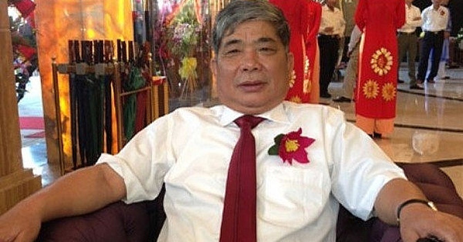 Đại gia L&ecirc; Thanh Thản n&oacute;i về dấu hiệu trốn thuế: &ldquo;T&ocirc;i chả hiểu g&igrave; cả&rdquo;