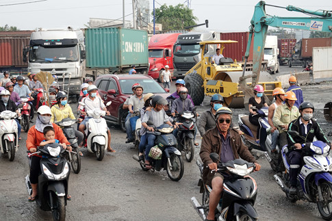 Kẹt xe triền mi&ecirc;n ở C&aacute;t L&aacute;i: CSGT TP.HCM giải th&iacute;ch nguy&ecirc;n nh&acirc;n như thế n&agrave;o? - ảnh 2