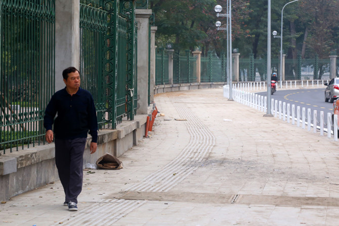 Tuyến phố 600 m ở H&agrave; Nội th&ocirc;ng xe sau gần 20 năm 'ph&ecirc; duyệt treo'