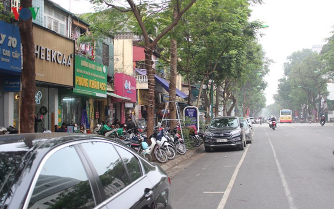 anh: ha noi tang phi gui xe, "xe hop" nhao nhac tim cho do hinh 3