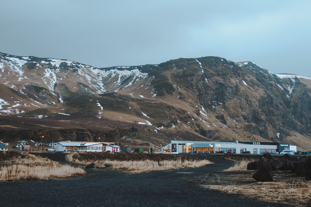 Chinh phuc Iceland: Song bang vuc tuyet va nhung ngon nui lua ngu quen hinh anh 9
