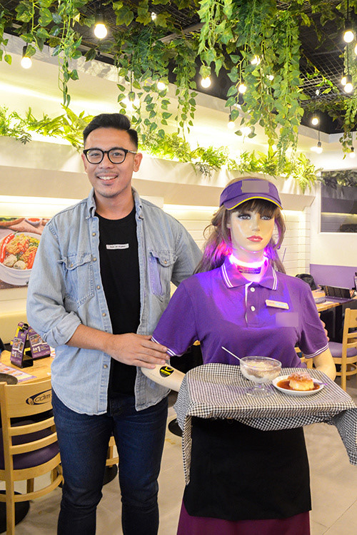 Nh&agrave; h&agrave;ng đầu ti&ecirc;n ở S&agrave;i G&ograve;n đưa robot v&agrave;o phục vụ