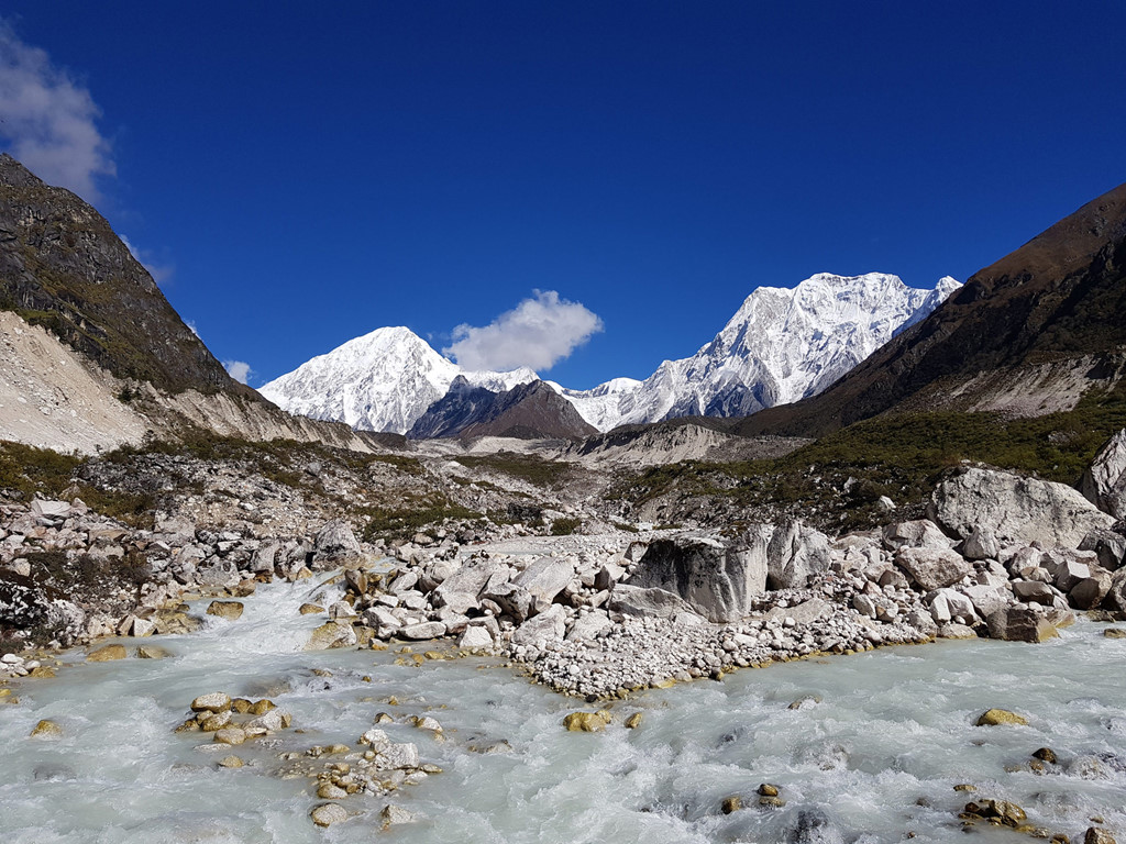 Chang trai Viet ke ve hanh trinh 8 lan chinh phuc Himalaya hinh anh 3