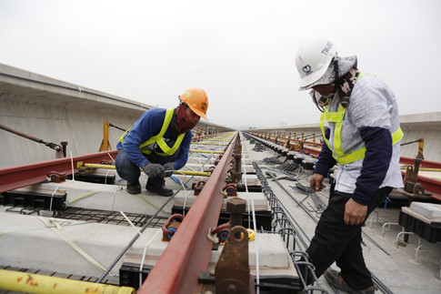 Metro Bến Th&agrave;nh - Suối Ti&ecirc;n đ&atilde; lắp được 3,6km đường t&agrave;u sau gần 3 th&aacute;ng - ảnh 5