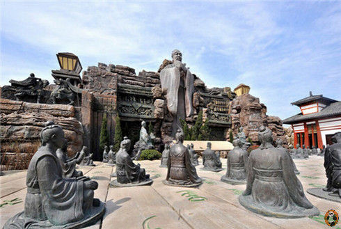 Nhung dia danh nhat dinh phai ghe qua khi den Thuong Chau hinh anh 5