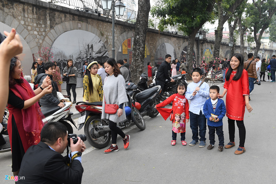 Hinh anh khac la cua Ha Noi chieu 30 Tet hinh anh 11