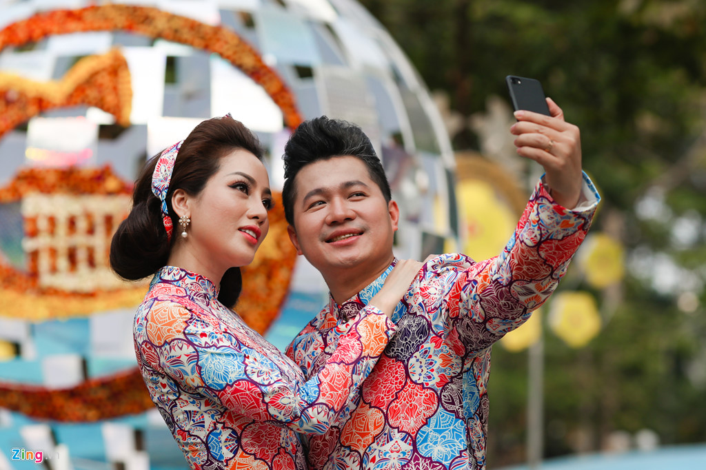 Hàng nghìn người dạo chơi Hội hoa xuân Tao Đàn hình ảnh 5 Hang nghin nguoi dao choi Hoi hoa xuan Tao Dan hinh anh 5