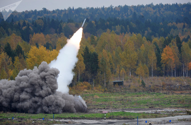 Tổ hợp BM-30 Smerch Tổ hợp BM-30 Smerch