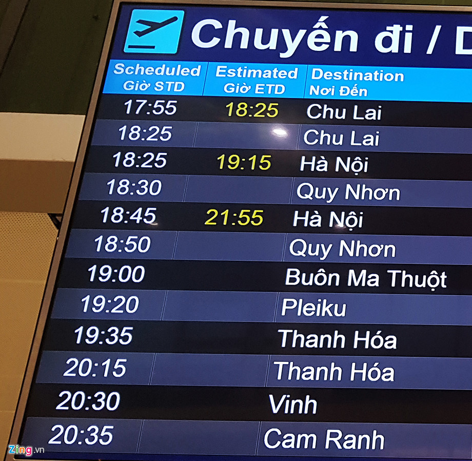 Canh may bay un u cho cat canh o san bay Tan Son Nhat hinh anh 13