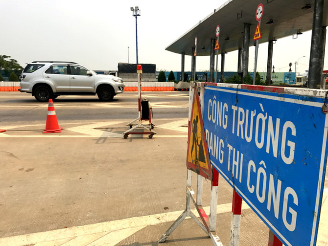 Khai tử trạm thu phí bỏ hoang trước hầm vượt sông Sài Gòn - Ảnh 5.
