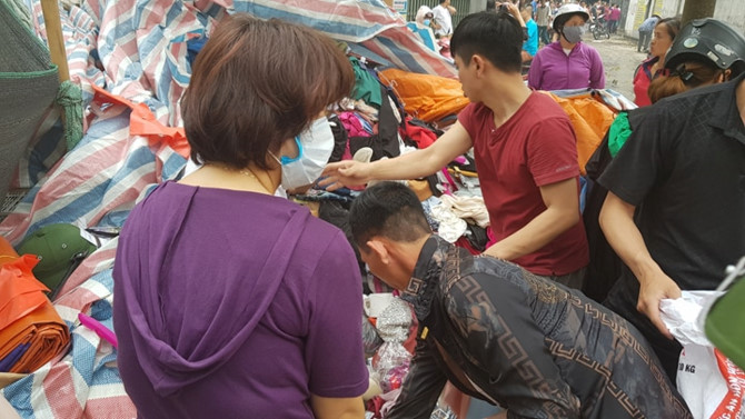 ch&aacute;y lớn ở Linh Đ&agrave;m,ch&ugrave;a Bằng,Thanh Tr&igrave;