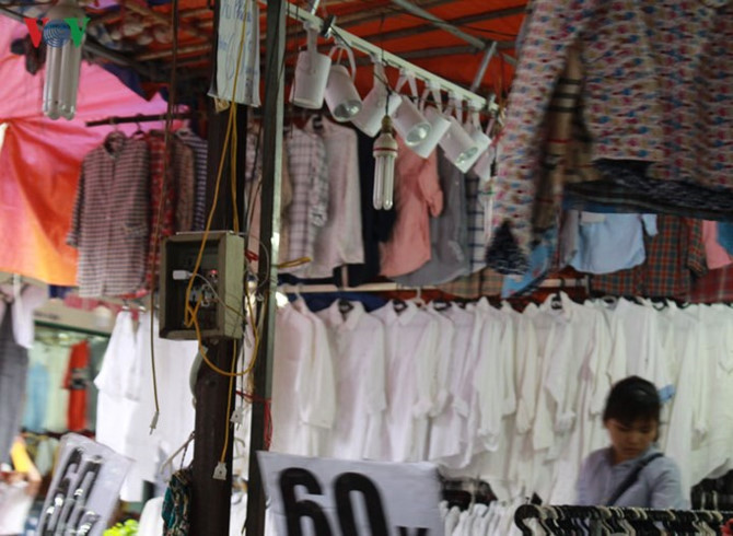 nhung khu cho ha noi co nguy co bi "ba hoa" ghe tham hinh 5