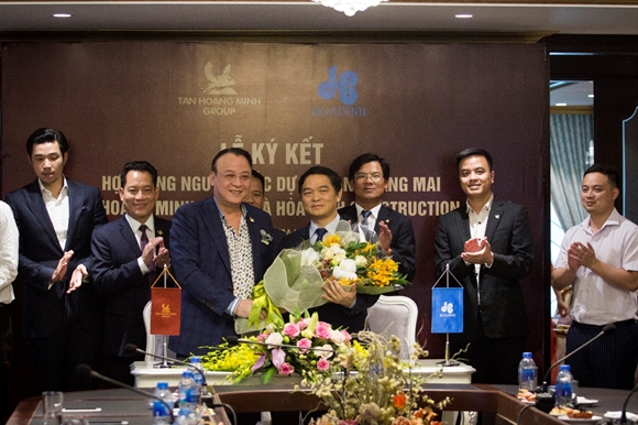 Tân Hoàng Minh ký hợp đồng lớn Tan Hoang Minh ky hop dong lon