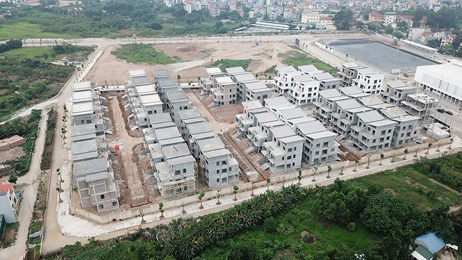 Toàn cảnh khu 26 biệt thự 'khủng' không phép giữa Thủ đô - ảnh 1