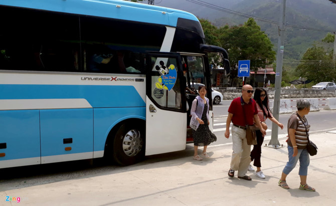 Lanh dao Nha Trang bat ngo voi hinh anh TP giong 'pho Tau, nuoc Nga' hinh anh 3
