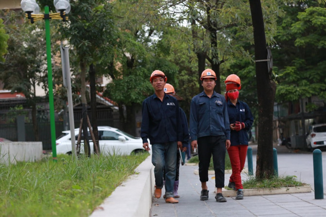 6h s&Atilde;&iexcl;ng, v&aacute;&raquo;&pound; ch&aacute;&raquo;“ng Thanh - V&Atilde;&cent;n hay Thu&aacute;&ordm;&shy;n - Nhi c&Atilde;&sup1;ng h&Atilde;&nbsp;ng ch&aacute;&raquo;&yen;c c&Atilde;&acute;ng nh&Atilde;&cent;n &Auml;‘&Atilde;&pound; di chuy&aacute;&raquo;ƒn sang c&Atilde;&acute;ng tr&AElig;&deg;&aacute;&raquo;ng &Auml;‘&aacute;&raquo;ƒ b&aacute;&ordm;&macr;t &Auml;‘&aacute;&ordm;&sect;u l&Atilde;&nbsp;m vi&aacute;&raquo;‡c