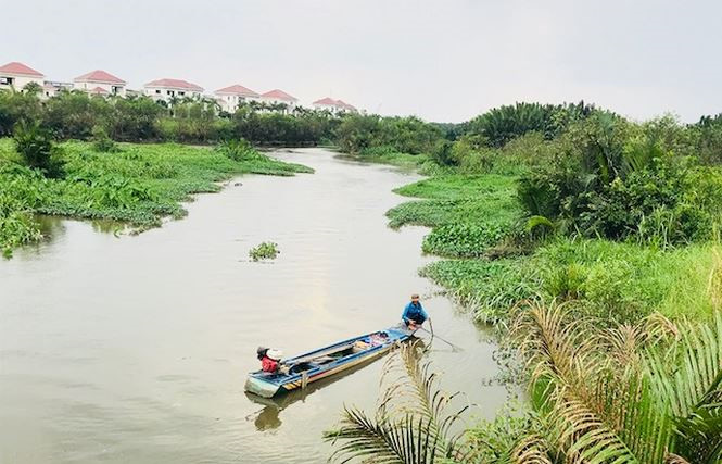 Cận cảnh đại c&ocirc;ng trường tr&ecirc;n b&aacute;n đảo Thủ Thi&ecirc;m - ảnh 12
