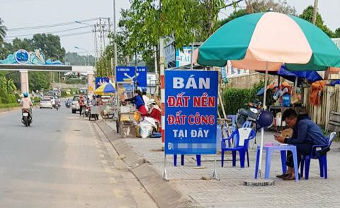Dung chuyen nhuong dat Phu Quoc, Van Don: Co dat bay muu