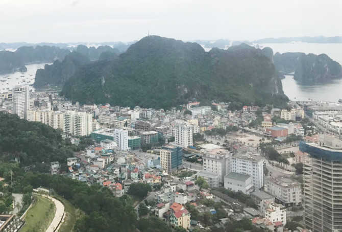 Äại gia Hà Thà nh bá» 60 tá»· mua biệt thá»± biển Hạ Long