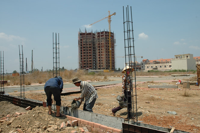 Chuyện phân lô: Không cam chịu làm