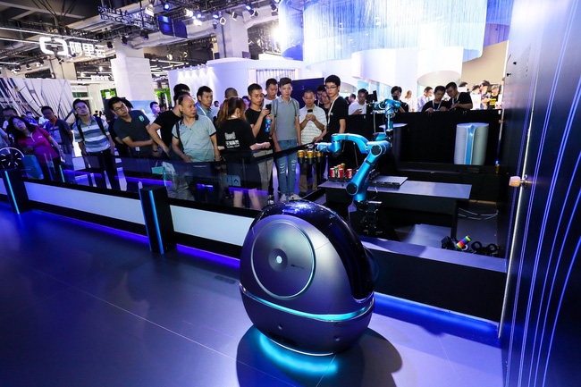 Alibaba ra mắt robot phục vụ kh&aacute;ch sạn - Ảnh 1.