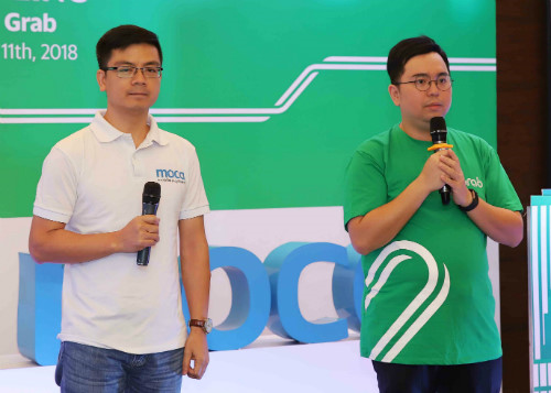 Ông Trần Thanh Nam - Sáng lập viên và Giám đốc Moca (bên trái) và ông Nguyễn Tuấn Anh -Tổng giám đốc Grab Financial Group Việt Nam (bên phải).