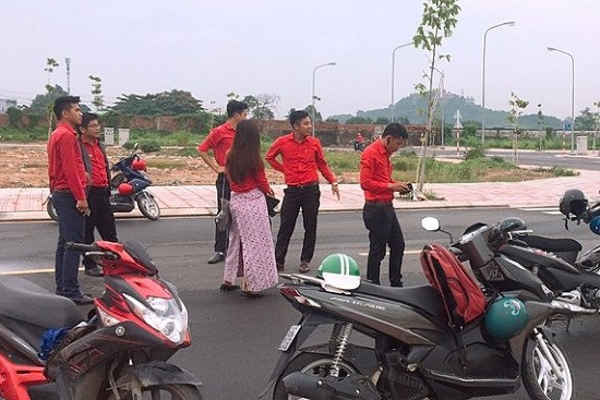 Ch&uacute; th&iacute;ch ảnh