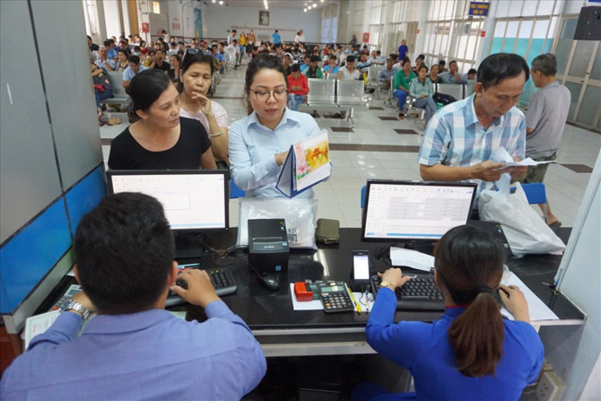 Äến trưa 1.10, vé tà u vá» các tỉnh miá»n Trung rất khó mua.