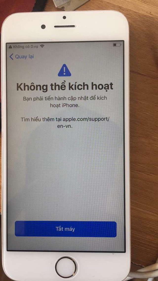 iPhone biến thành cục gạch sau khi nâng cấp iOS 12 - Ảnh 3. iPhone biến thành cục gạch sau khi nâng cấp iOS 12 - Ảnh 3.