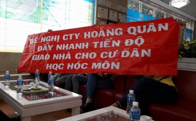“Ông trùm” nhà ở xã hội Hoàng Quân lại bị dân đòi nhà - Ảnh 3. “Ông trùm” nhà ở xã hội Hoàng Quân lại bị dân đòi nhà - Ảnh 3.