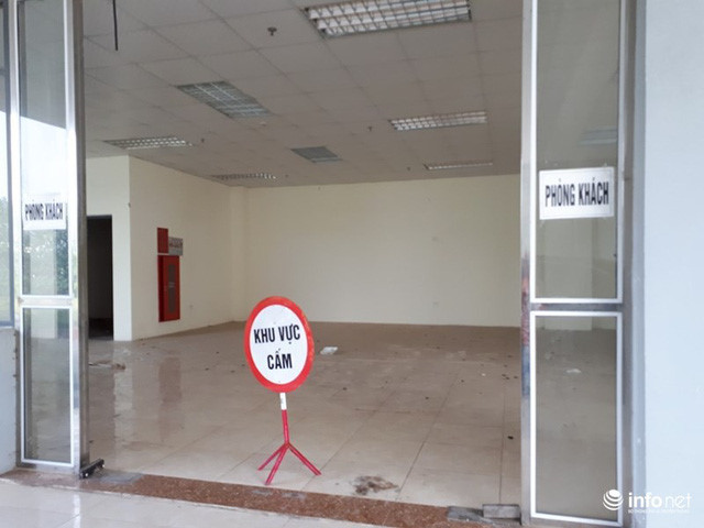 Trăm căn hộ tái định cư mới tinh biến thành nhà ma hoang phế giữa Hà Nội - Ảnh 10. Trăm căn hộ tái định cư mới tinh biến thành nhà ma hoang phế giữa Hà Nội - Ảnh 10.