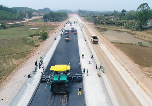 Th&aacute;&ordm;&pound;m b&Atilde;&ordf; t&Atilde;&acute;ng nh&aacute;&raquo;&plusmn;a tr&Atilde;&ordf;n cao t&aacute;&raquo;‘c B&aacute;&ordm;&macr;c Giang - L&aacute;&ordm;&iexcl;ng S&AElig;&iexcl;n. &aacute;&ordm;&cent;nh: Anh Duy.&Acirc;&nbsp;