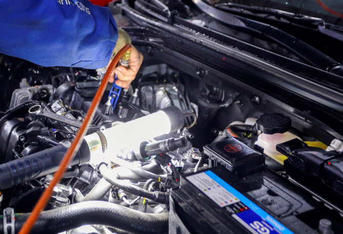 Garage ôtô ở Đà Nẵng quá tải sau mưa kỷ lục