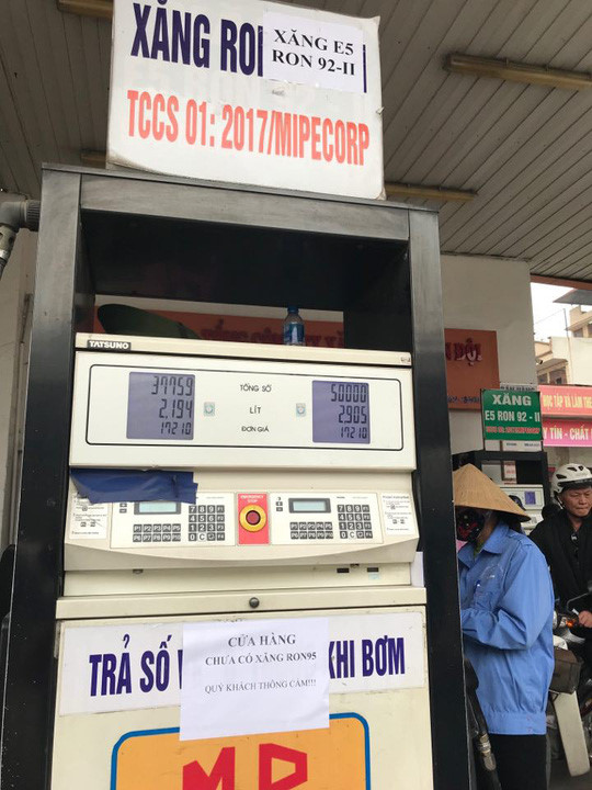 &Auml;&aacute;&ordm;&iexcl;i l&Atilde;&frac12; x&Auml;ƒng d&aacute;&ordm;&sect;u tr&aacute;&ordm;&sect;n t&Atilde;&not;nh t&aacute;&ordm;&iexcl;m ng&aacute;&raquo;&laquo;ng b&Atilde;&iexcl;n x&Auml;ƒng RON 95 l&Atilde;&nbsp; do... h&aacute;&raquo;ng xe b&aacute;&raquo;“n - &aacute;&ordm;&cent;nh 1.