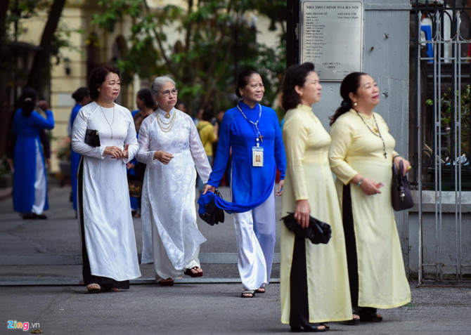 Ha Noi vang hoe ngay gio to Hung Vuong hinh anh 11