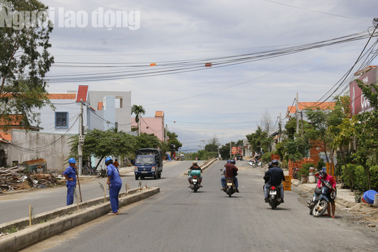 Vụ đổi 105 ha đất lấy 1,9 km đường: Sau rà soát, giảm còn 24,18 ha! - Ảnh 4. Vụ đổi 105 ha đất lấy 1,9 km đường: Sau rà soát, giảm còn 24,18 ha! - Ảnh 4.