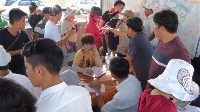 Quay cu&aacute;&raquo;“ng trong c&AElig;&iexcl;n s&aacute;&raquo;‘t &Auml;‘&aacute;&ordm;&yen;t - K&aacute;&raquo;&sup3; 5: Nh&aacute;&raquo;&macr;ng k&aacute;&raquo;‹ch b&aacute;&ordm;&pound;n ma qu&aacute;&raquo;&middot; - &aacute;&ordm;&pound;nh 8
