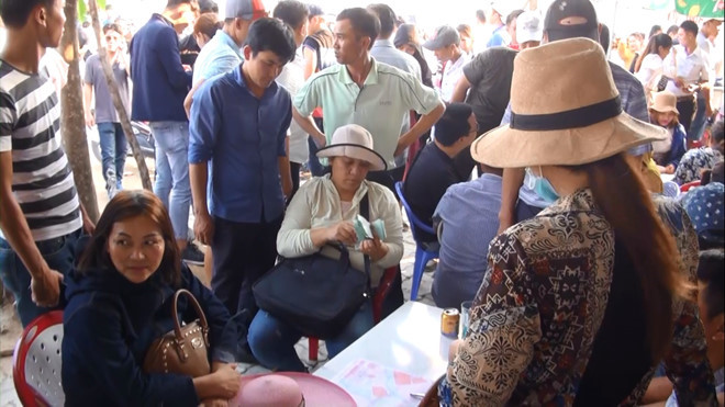 Quay cu&aacute;&raquo;“ng trong c&AElig;&iexcl;n s&aacute;&raquo;‘t &Auml;‘&aacute;&ordm;&yen;t - K&aacute;&raquo;&sup3; 5: Nh&aacute;&raquo;&macr;ng k&aacute;&raquo;‹ch b&aacute;&ordm;&pound;n ma qu&aacute;&raquo;&middot; - &aacute;&ordm;&pound;nh 7