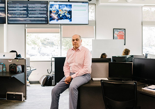 Amir Moussavian, gi&aacute;m đốc điều h&agrave;nh của OurPact. Ảnh: New York Times