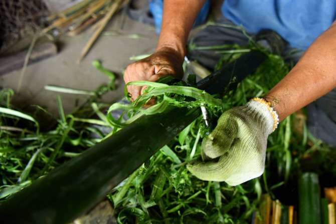 L&agrave;ng nghề hơn 100 năm l&agrave;m tăm hương ở H&agrave; Nội