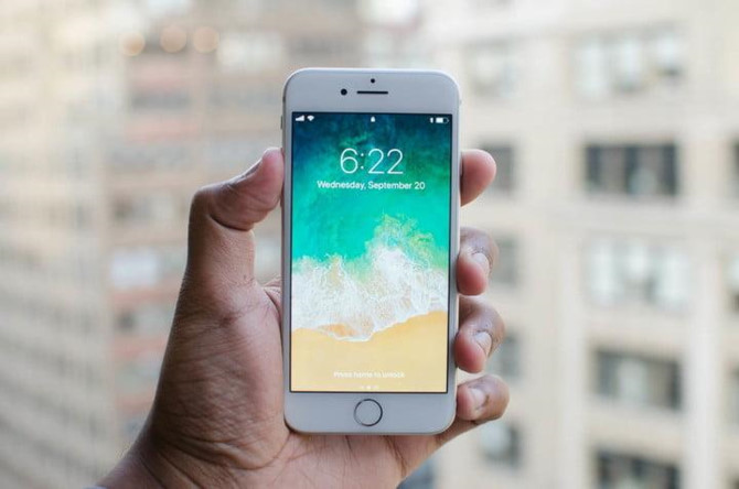 Bi nguoi Viet hat hui, iPhone 8 va XR ban 