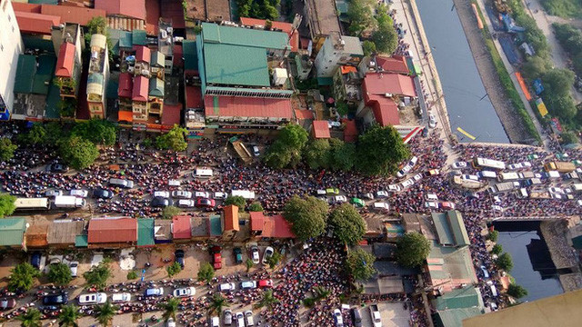 ha noi de xuat thu phi vao noi do: khac gi
