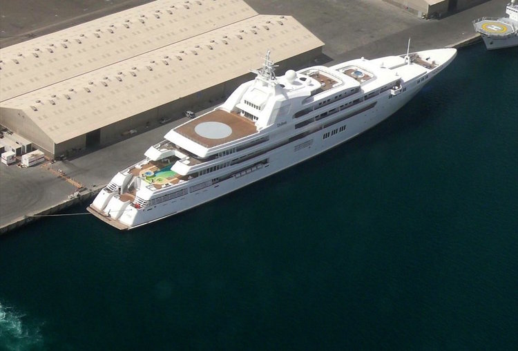 The gigantic 0 million Dubai yacht measures 532 feet and is currently owned by Sheikh Mohammed bin Rashid Al Maktoum, the Vice President and Prime Minister of the UAE and Emir, or ruler, of Dubai.