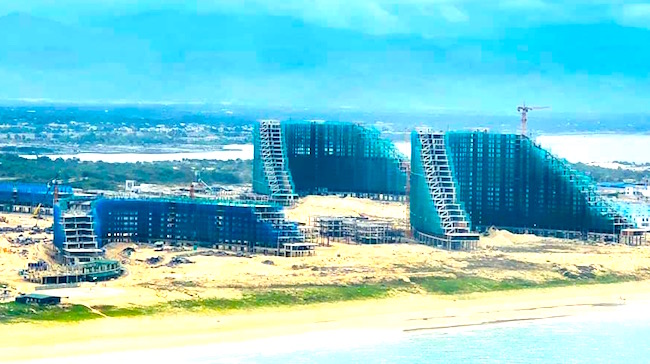 B&aacute;n đảo Cam Ranh trỗi dậy